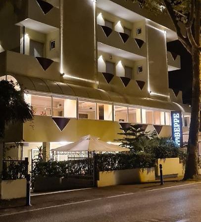 Hotel Beppe Rimini Ngoại thất bức ảnh