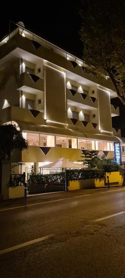 Hotel Beppe Rimini Ngoại thất bức ảnh
