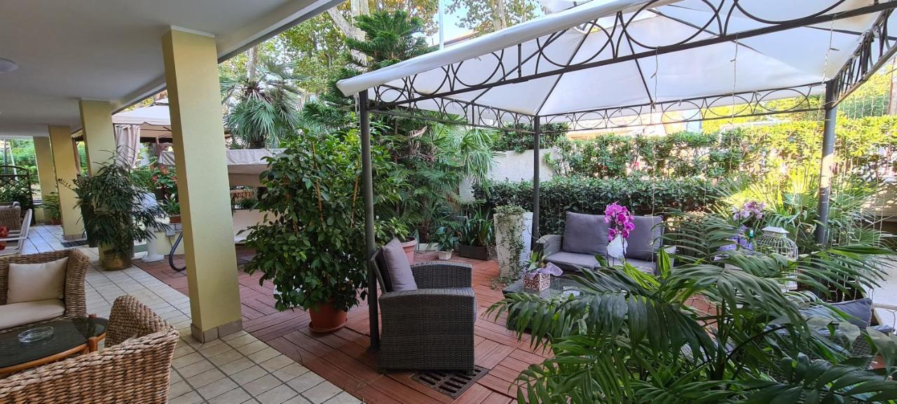 Hotel Beppe Rimini Ngoại thất bức ảnh