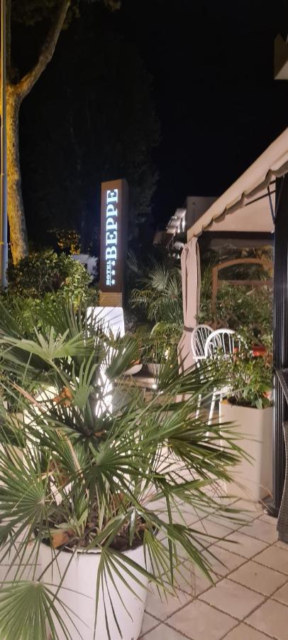 Hotel Beppe Rimini Ngoại thất bức ảnh