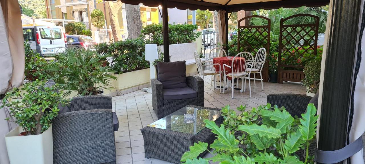 Hotel Beppe Rimini Ngoại thất bức ảnh