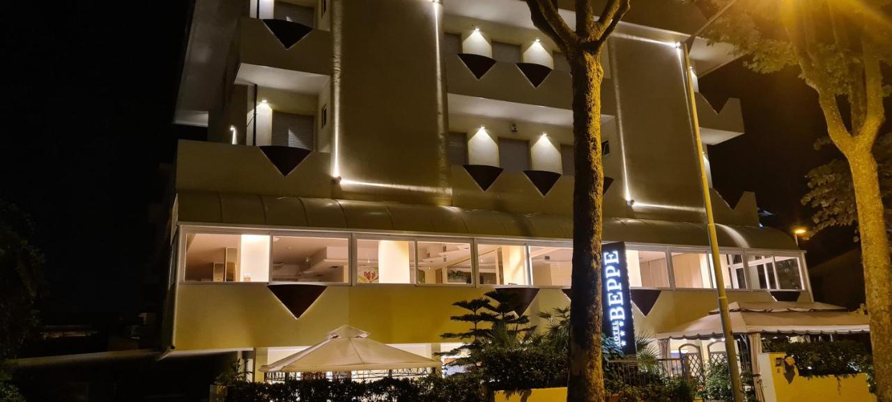 Hotel Beppe Rimini Ngoại thất bức ảnh