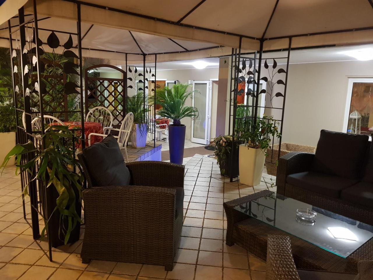Hotel Beppe Rimini Ngoại thất bức ảnh