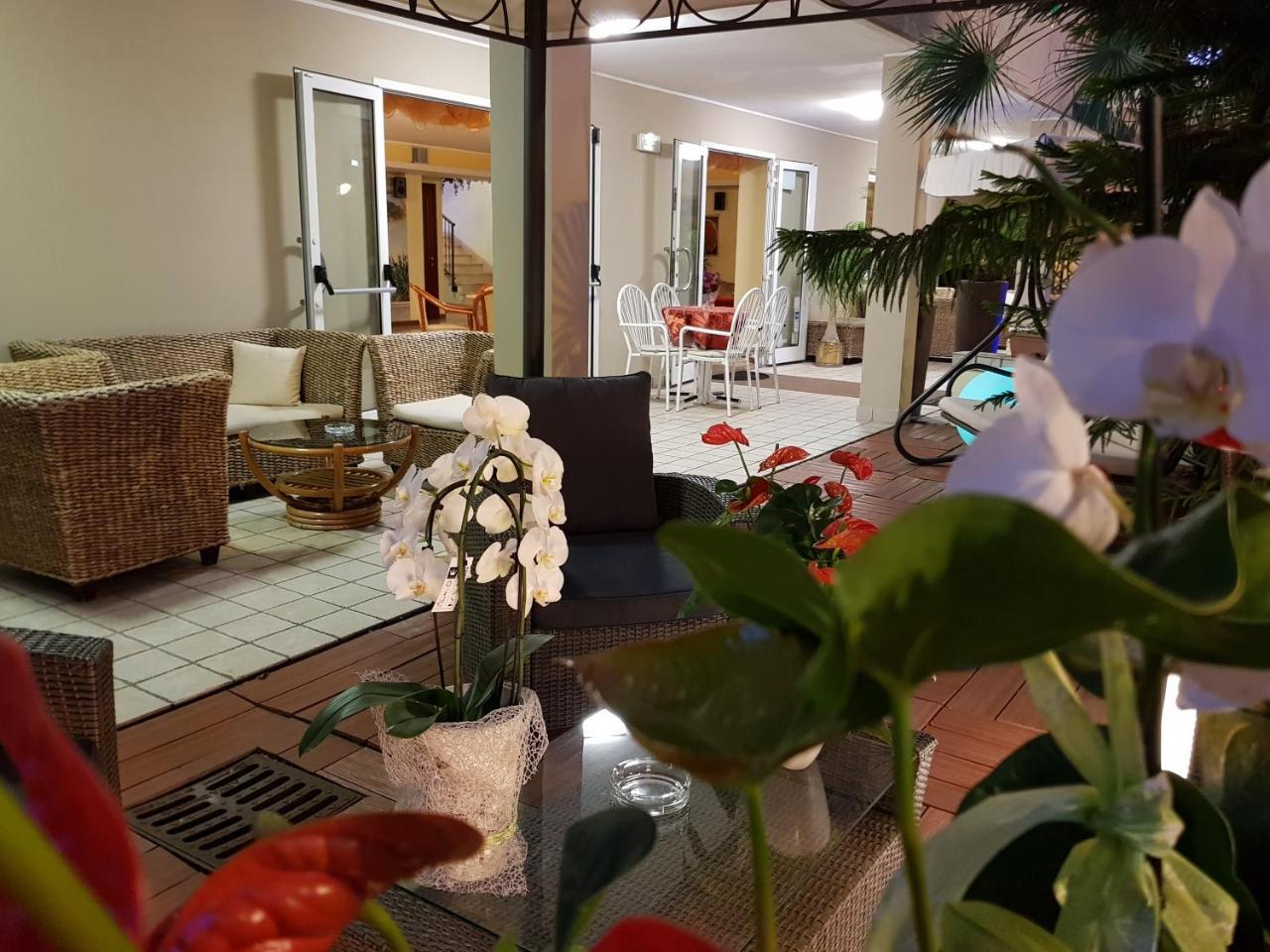 Hotel Beppe Rimini Ngoại thất bức ảnh